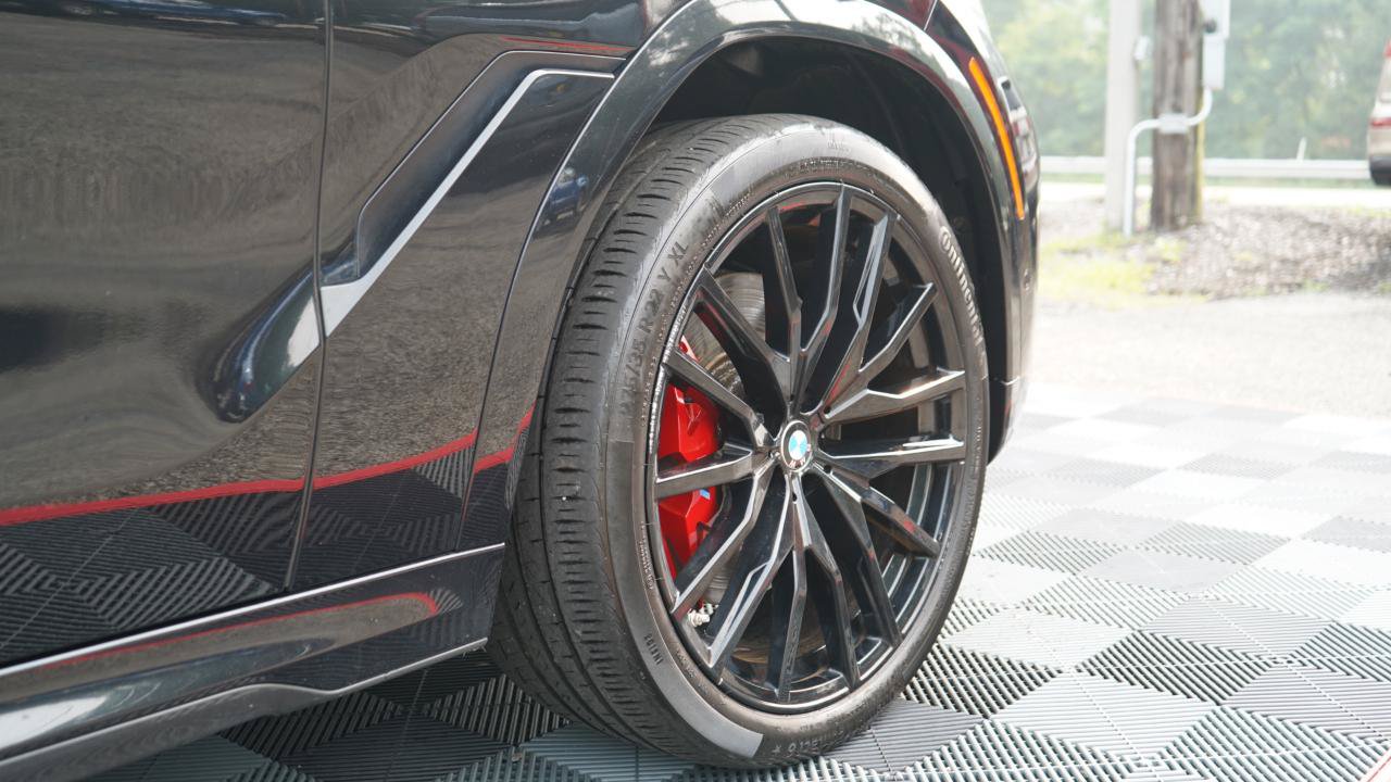 Used 2021 BMW X6 M50i w/ Executive Package AWD/4WD image 35