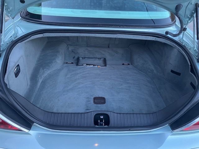 Used 2005 Jaguar XJ8 image 14