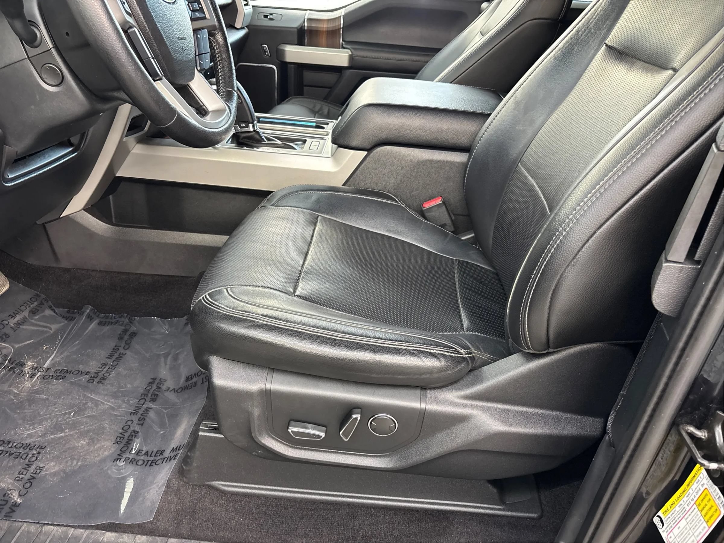 Used 2016 Ford F150 Lariat w/ Equipment Group 502A Luxury AWD/4WD image 13