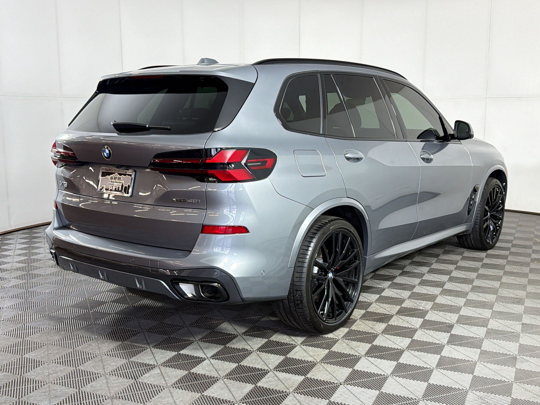 Certified 2026 BMW X5 xDrive40i AWD/4WD image 9