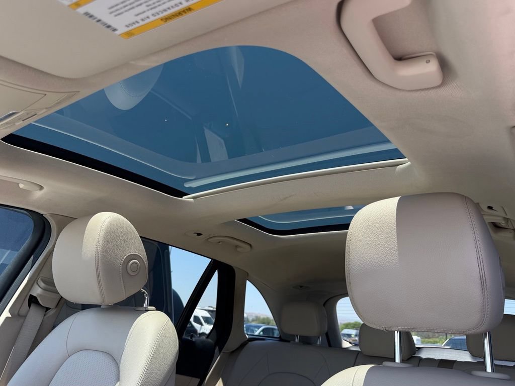 Used 2019 Mercedes-Benz GLC 300 4MATIC image 20