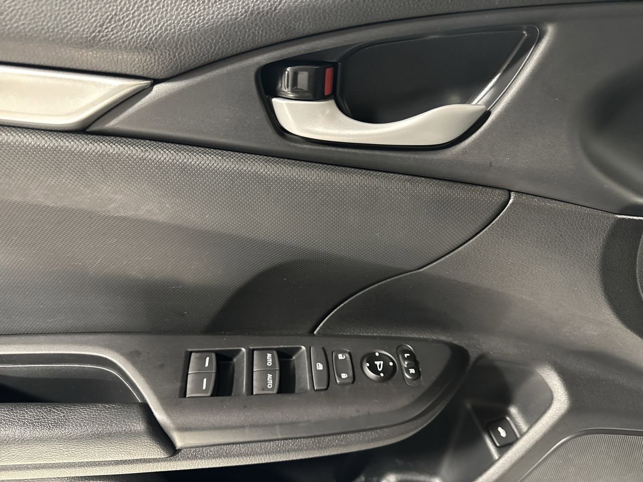 Used 2019 Honda Civic Sport image 19