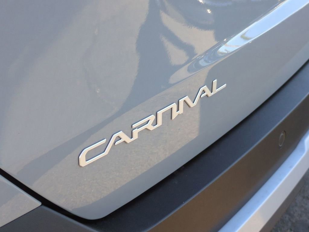 New 2026 Kia Carnival EX FWD image 30