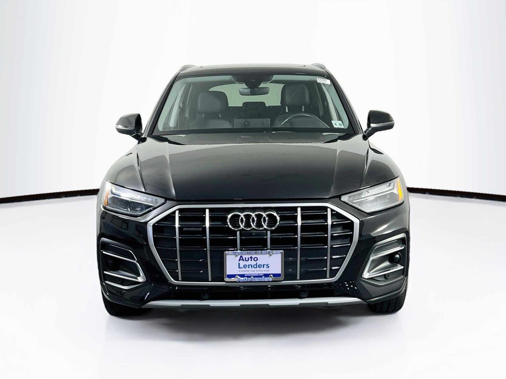 Used 2021 Audi Q5 2.0T Premium Plus w/ Premium Plus Package AWD/4WD image 2