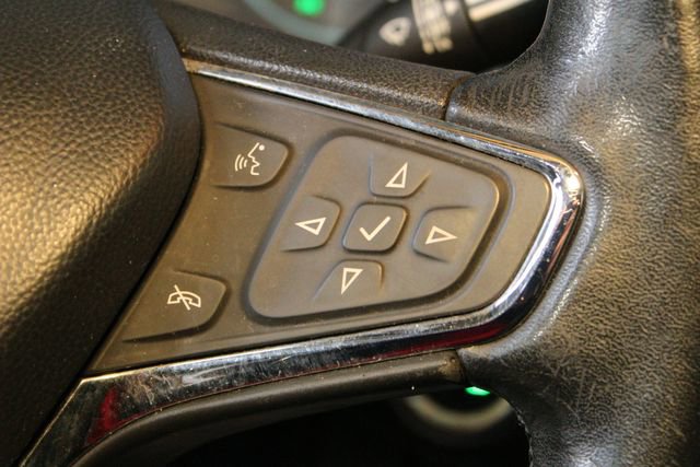 Used 2018 Chevrolet Cruze Premier FWD image 21