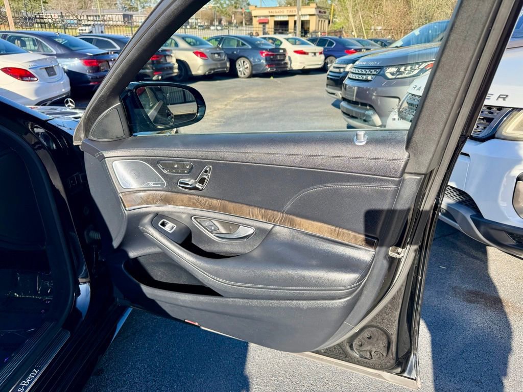 Used 2015 Mercedes-Benz S 550 Sedan image 32