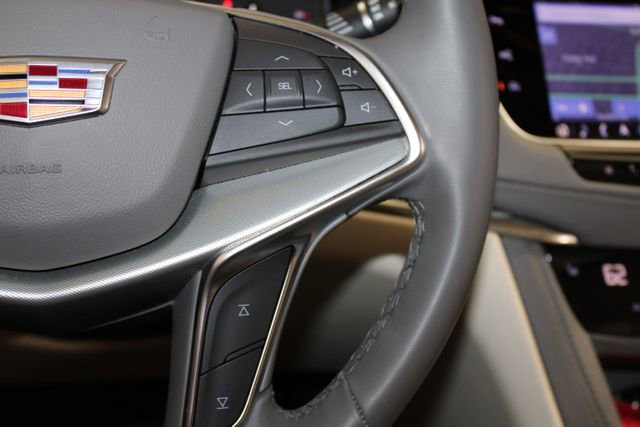 Certified 2025 Cadillac XT5 Premium Luxury w/ Technology Package AWD/4WD image 24