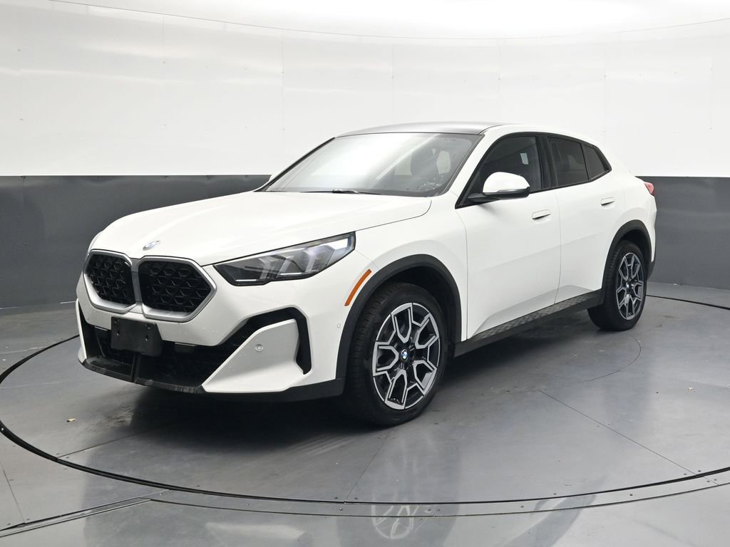 Used 2025 BMW X2 xDrive28i image 10
