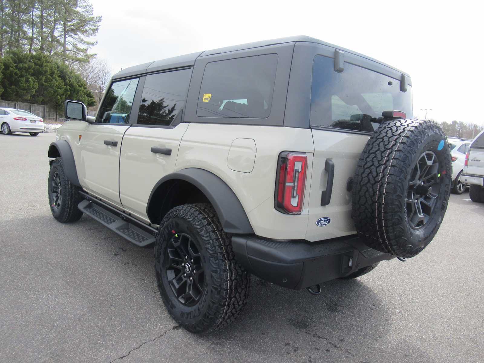 New 2026 Ford Bronco Badlands AWD/4WD image 7