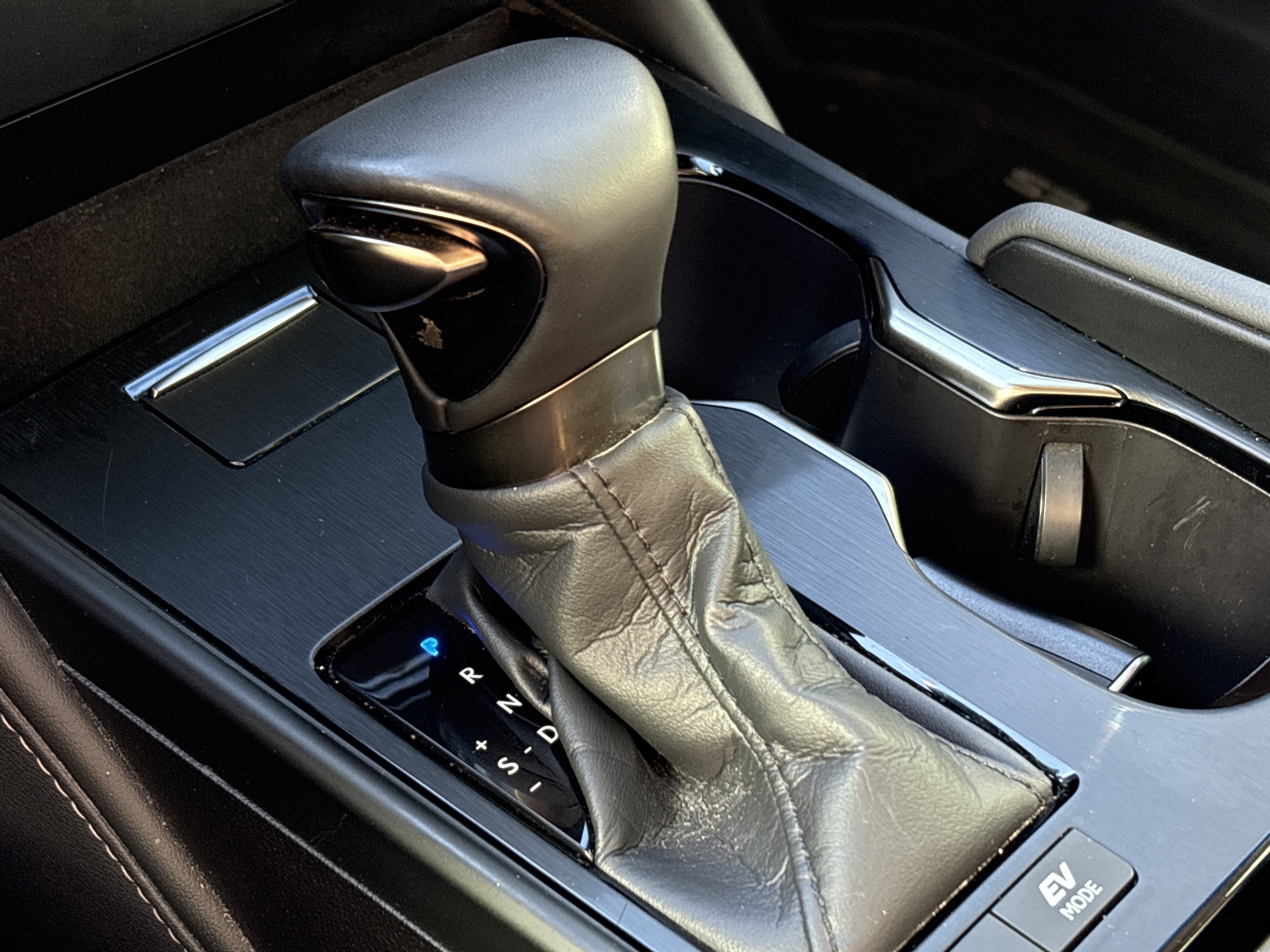 Used 2025 Lexus ES 300h w/ Premium Package FWD image 26
