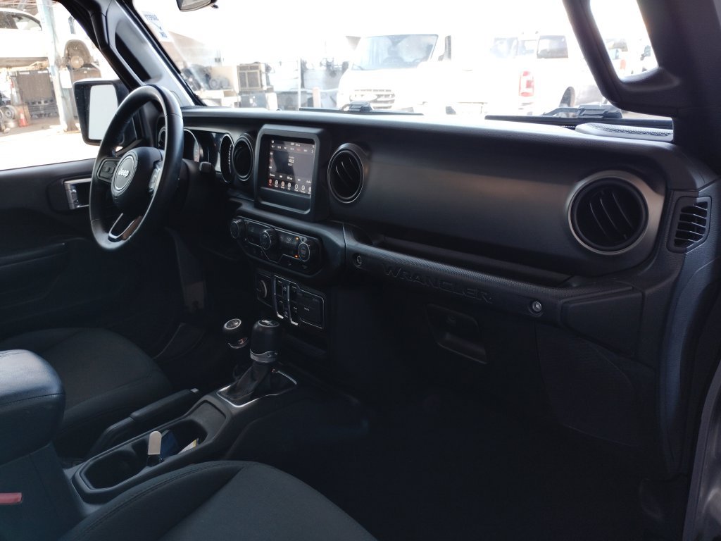 Used 2019 Jeep Wrangler Unlimited Sport S AWD/4WD image 11