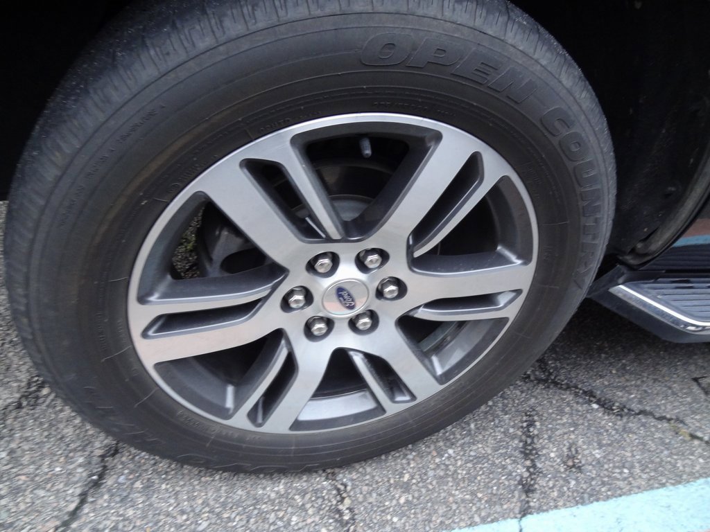 Certified 2022 Ford Expedition Max Limited image 12