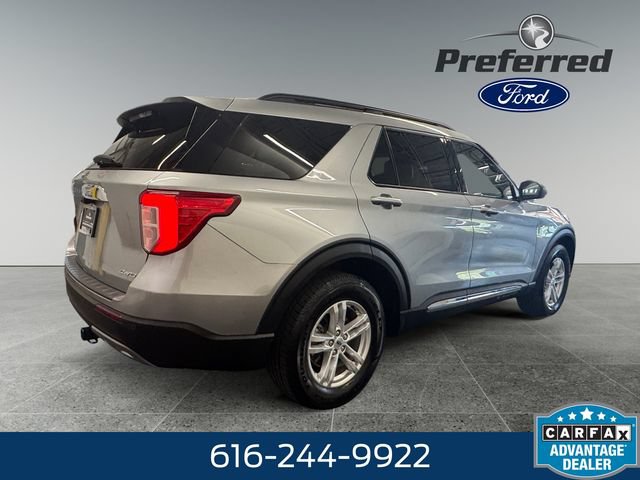 Used 2023 Ford Explorer XLT w/ Equipment Group 202A AWD/4WD image 17