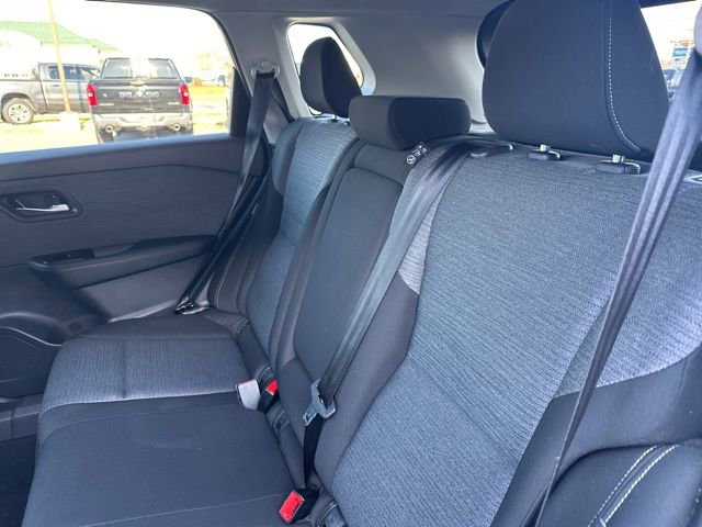 Used 2023 Nissan Rogue SV image 14