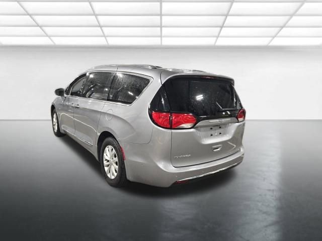 Used 2019 Chrysler Pacifica Touring-L w/ Advanced Safetytec Group FWD image 7