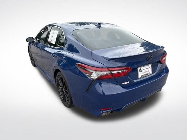 Used 2023 Toyota Camry XSE FWD image 3