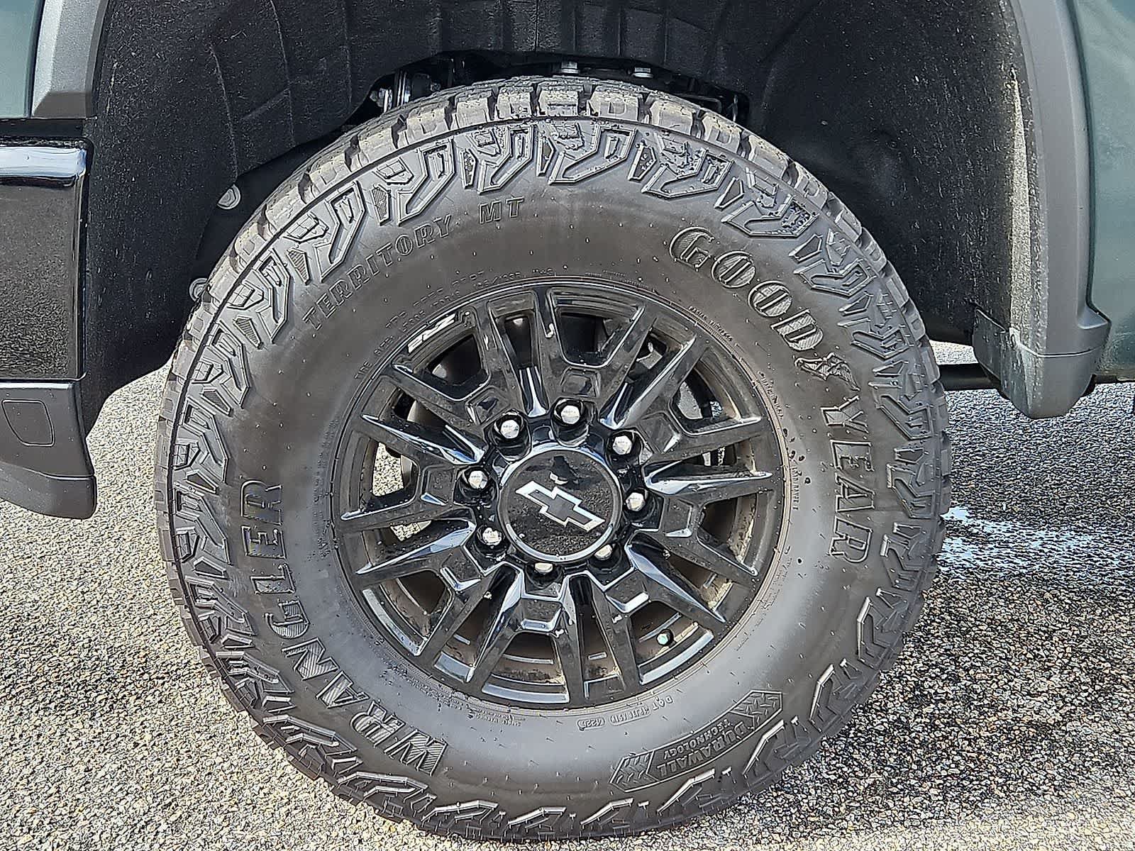 Used 2026 Chevrolet Silverado 2500 ZR2 AWD/4WD image 40