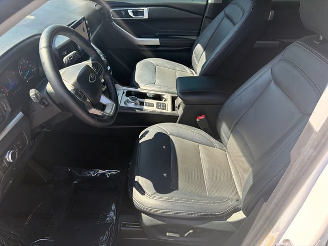 Used 2021 Ford Explorer XLT RWD image 10