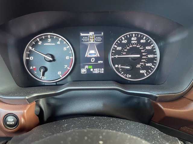 Used 2025 Subaru Outback Touring AWD/4WD image 7