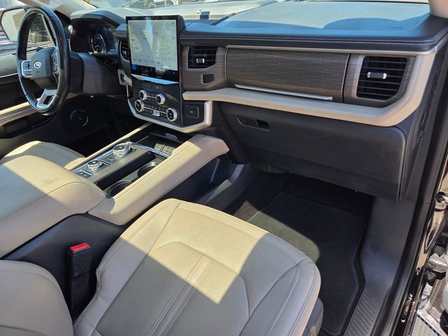 Used 2022 Ford Expedition Max Limited AWD/4WD image 18