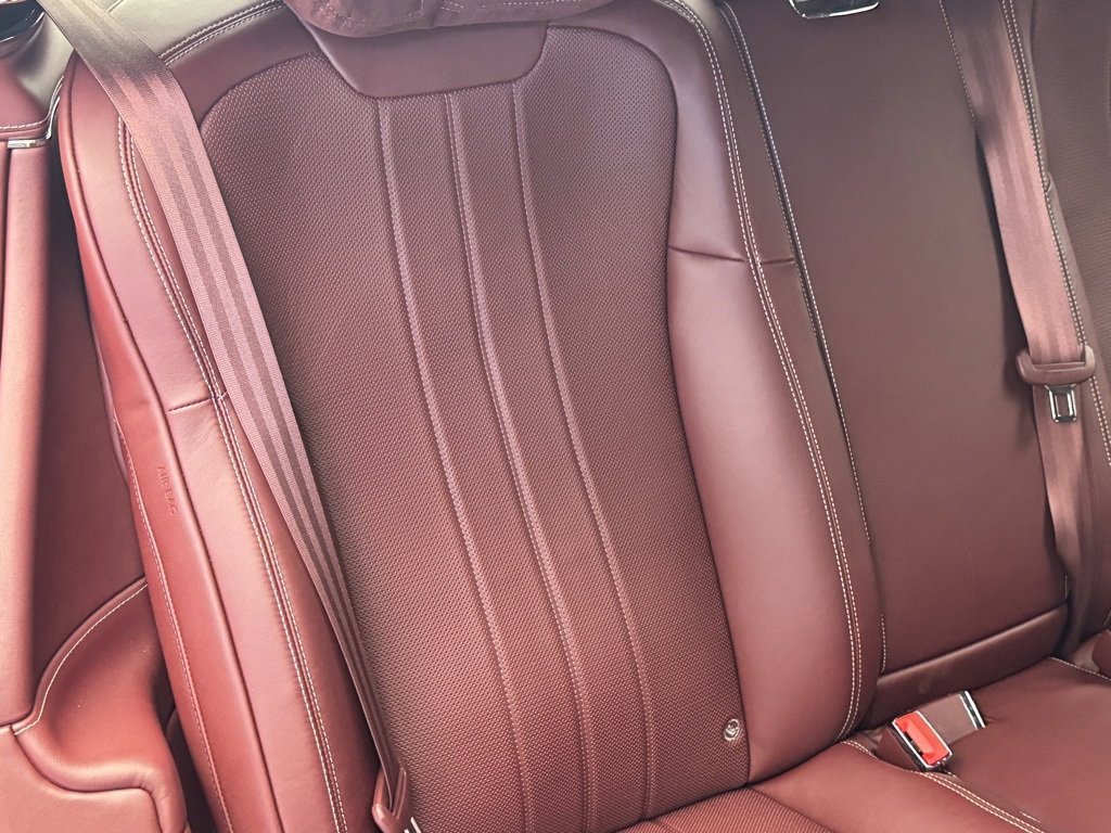 Used 2020 Bentley Flying Spur W12 image 50