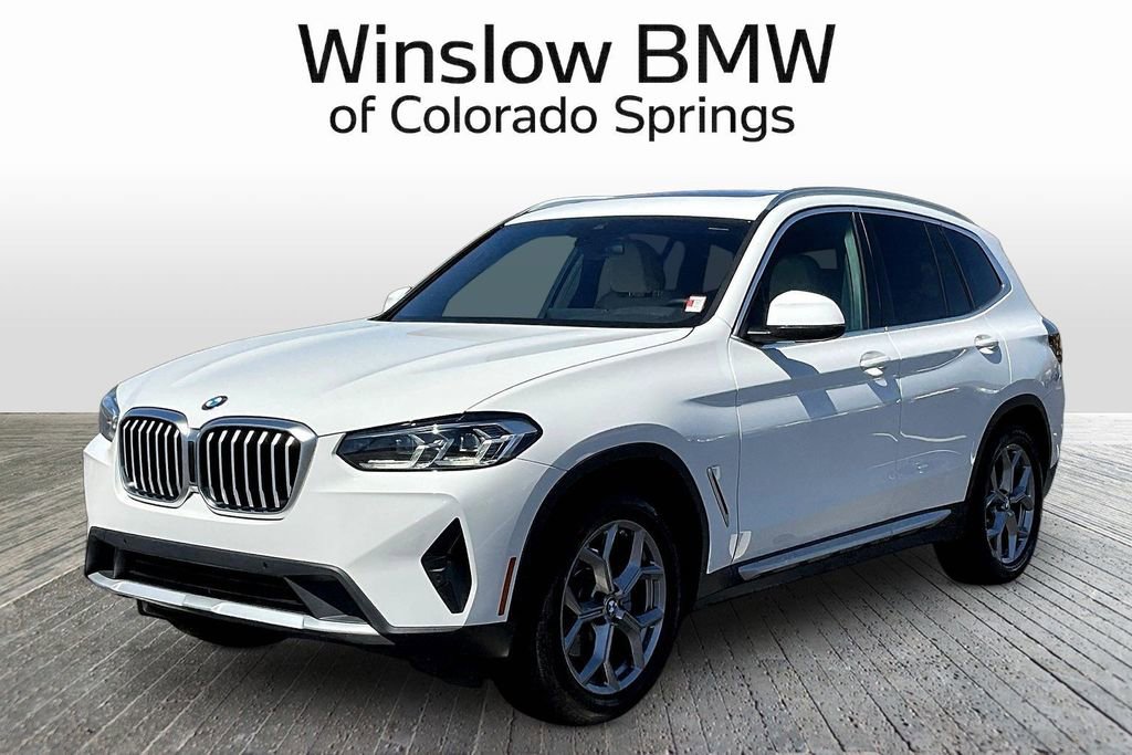 Used 2023 BMW X3 xDrive30i w/ Premium Package AWD/4WD image 3