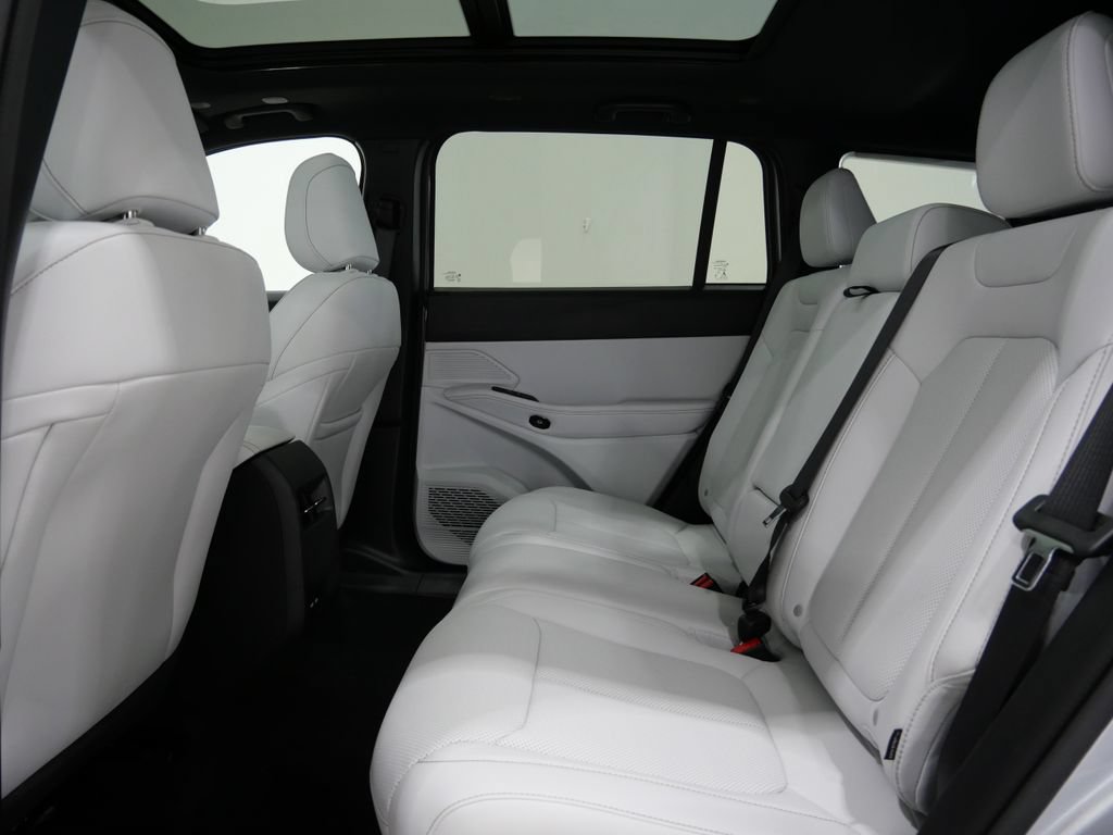 New 2026 Jeep Cherokee Limited AWD/4WD image 24