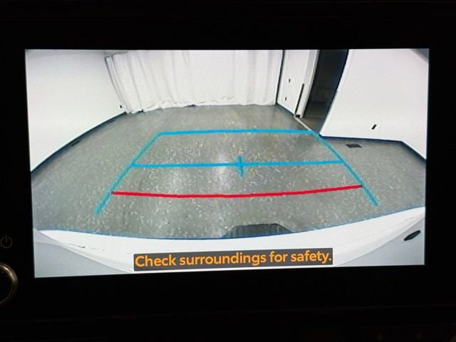 Certified 2023 Toyota Highlander XLE image 17