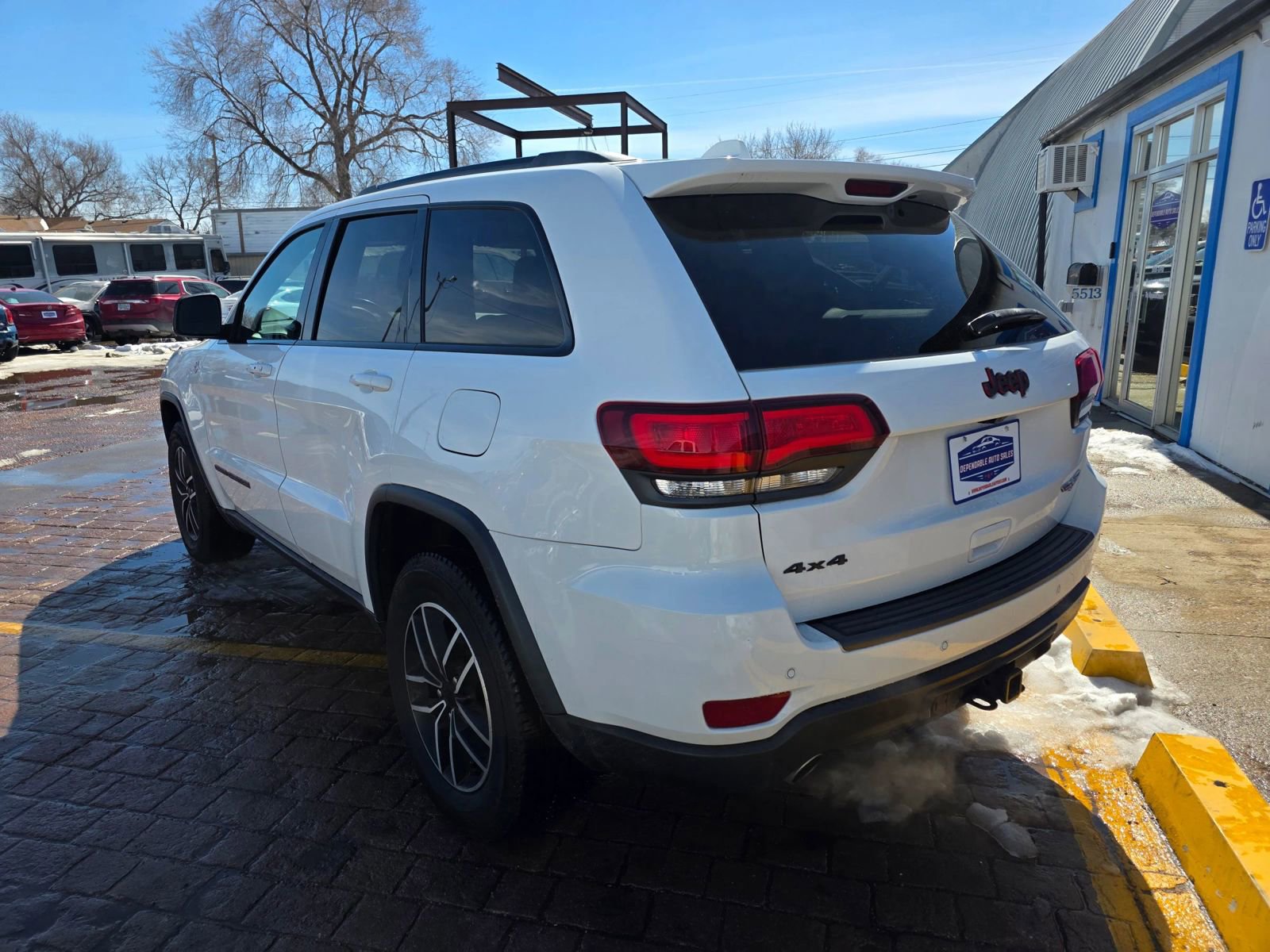 Used 2020 Jeep Grand Cherokee Trailhawk AWD/4WD image 7