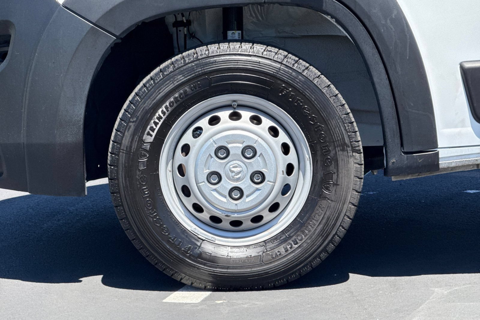 Used 2024 RAM ProMaster 2500 w/ Convenience Group FWD image 14