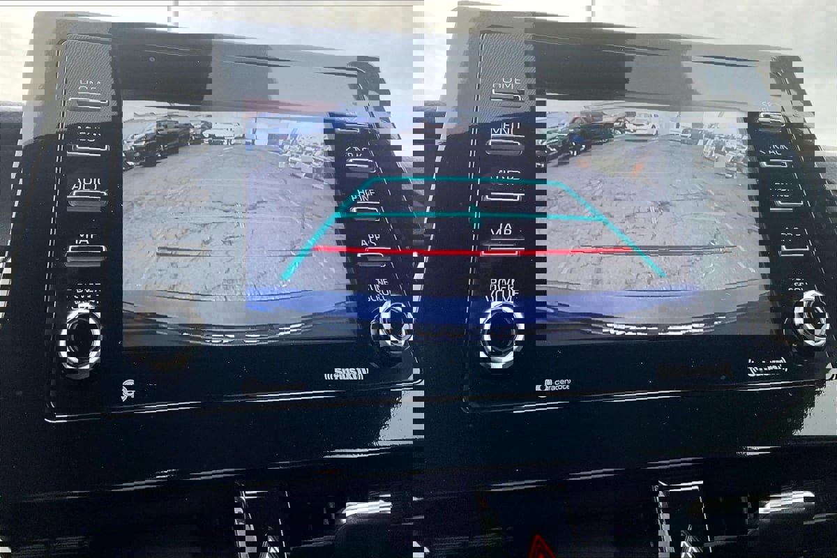 Used 2024 Toyota Camry SE image 17