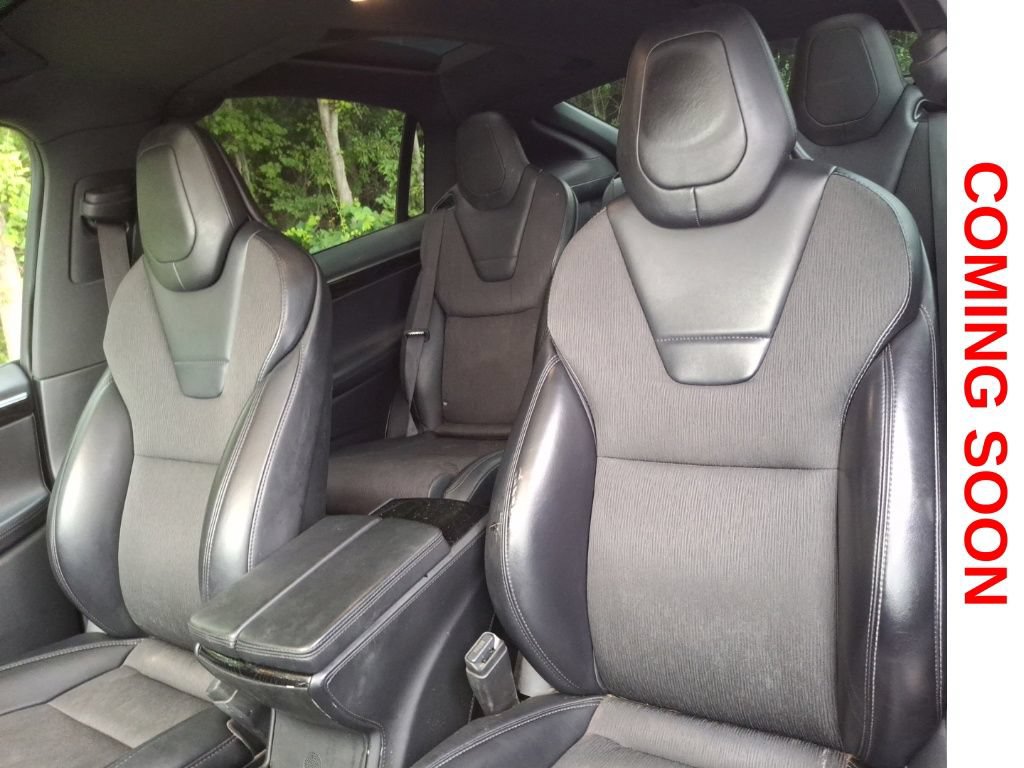 Used 2017 Tesla Model X 75D AWD/4WD image 11