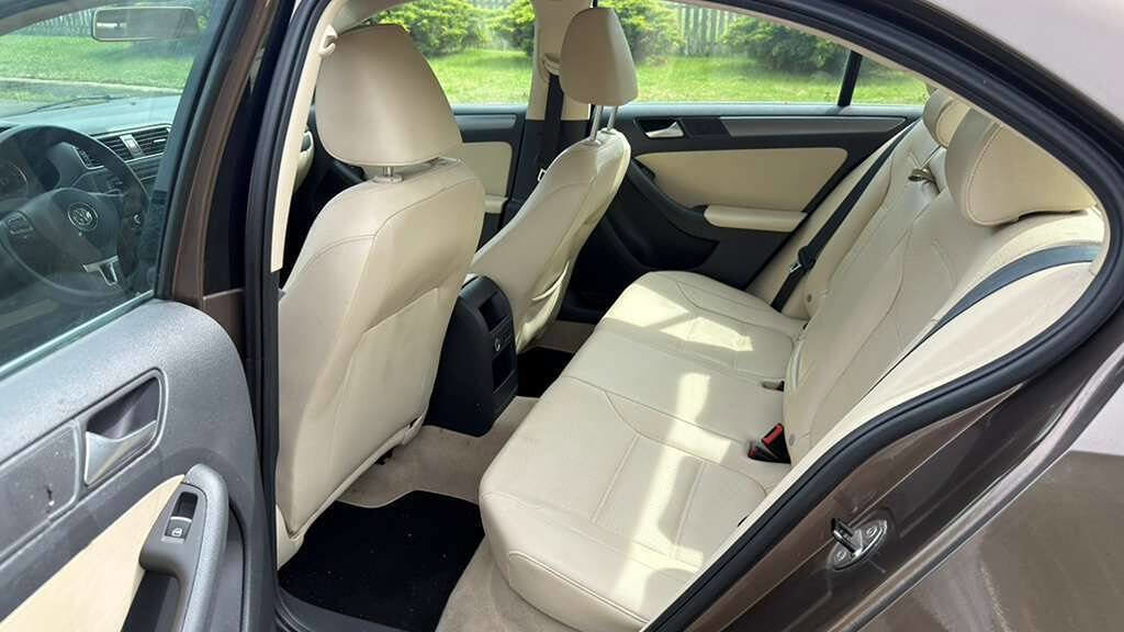 Used 2013 Volkswagen Jetta TDI image 20