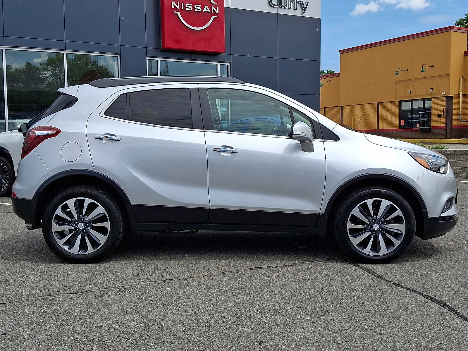 Used 2019 Buick Encore Essence AWD/4WD image 8
