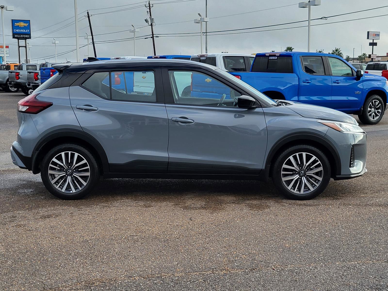 Used 2022 Nissan Kicks SV w/ Interior Electronics Package image 6
