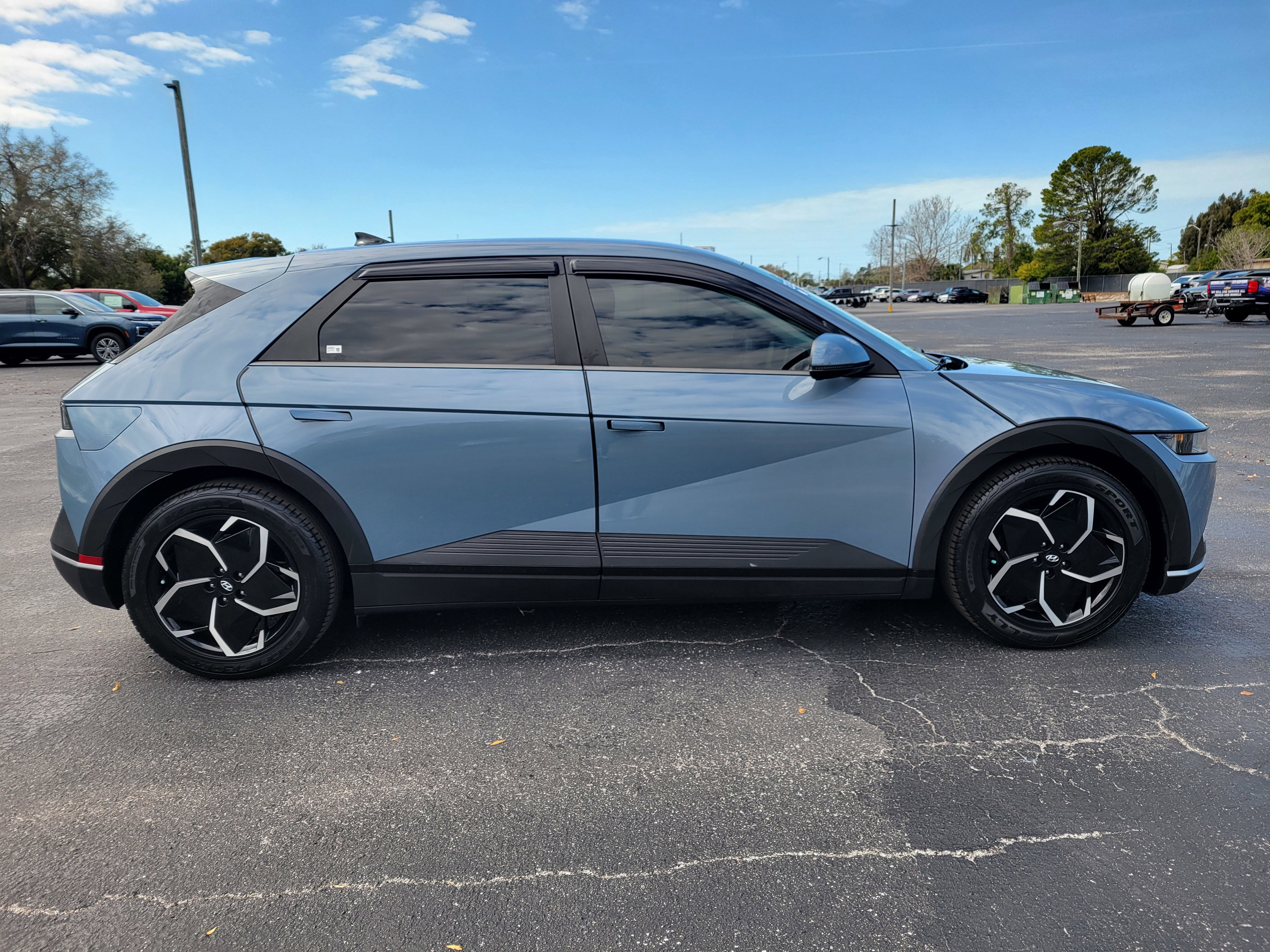 Used 2022 Hyundai Ioniq 5 SE w/ Cargo Package image 4