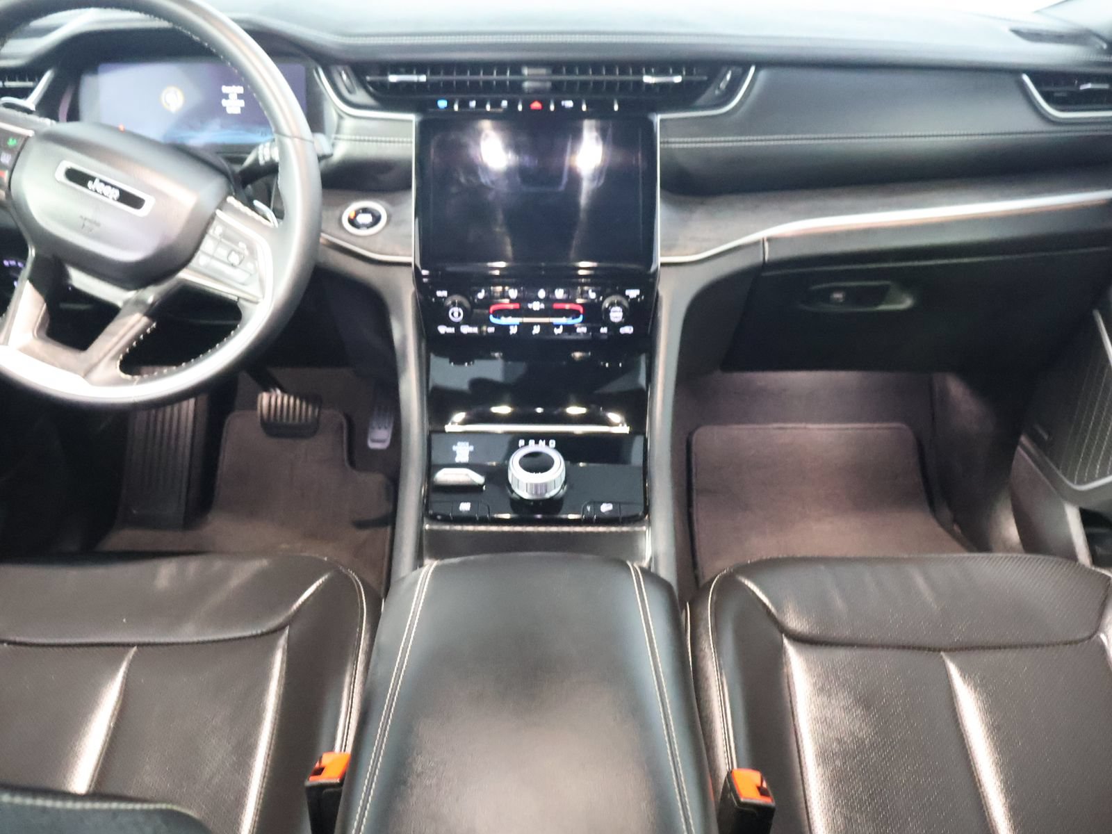 Used 2024 Jeep Grand Cherokee Limited 4xe w/ Luxury Tech Group II AWD/4WD image 27