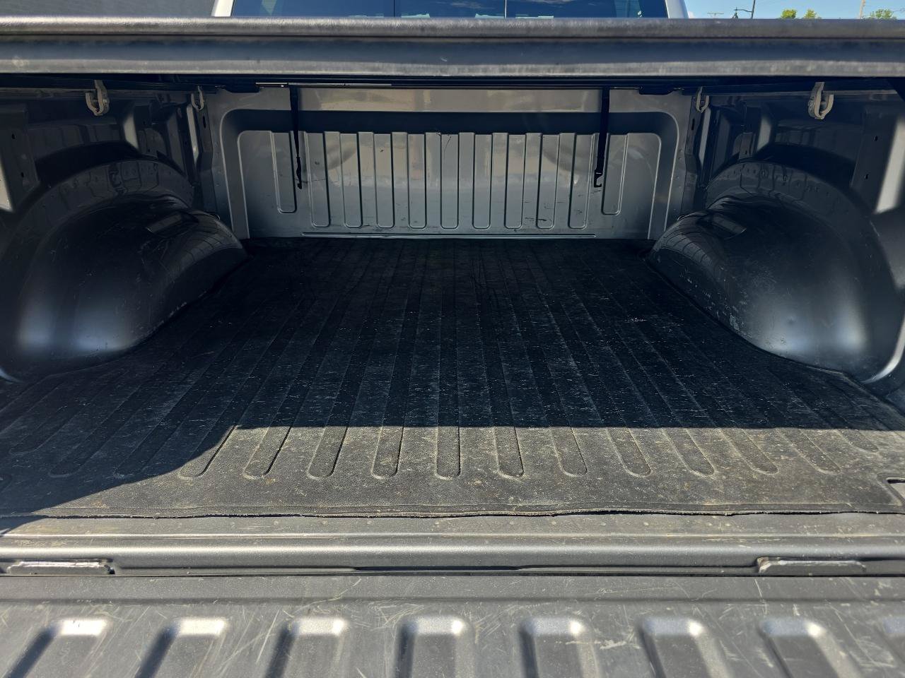 Used 2023 RAM 1500 Big Horn AWD/4WD image 6