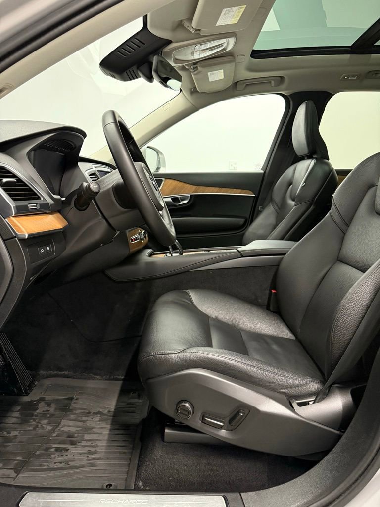 Used 2024 Volvo XC90 T8 Core image 13