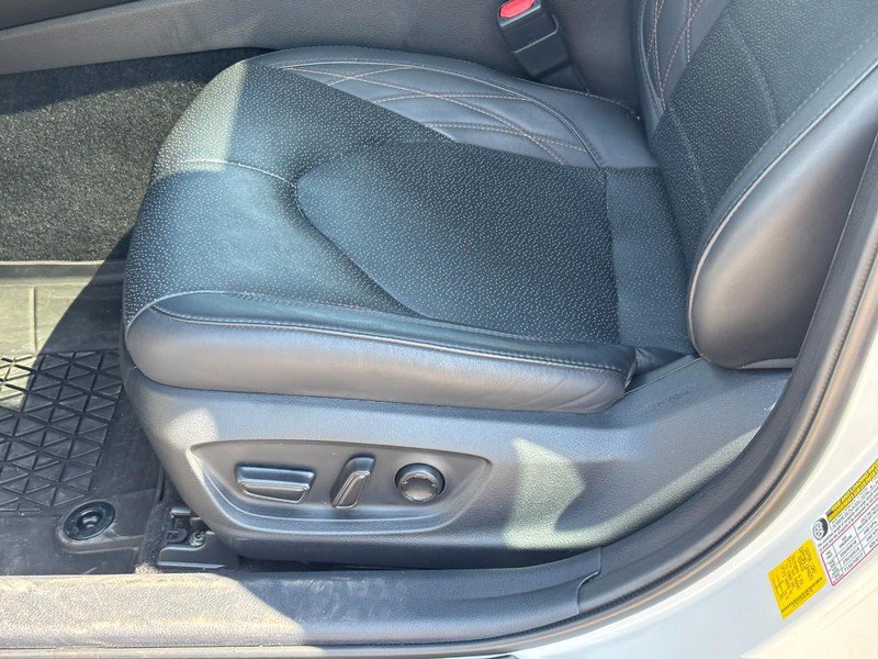 Used 2022 Toyota Avalon Limited w/ Advanced Safety Package FWD image 16