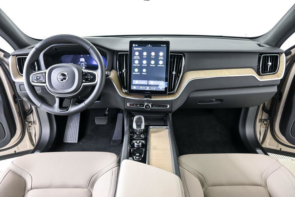 New 2026 Volvo XC60 B5 Plus w/ Protection Package Premier AWD/4WD image 17