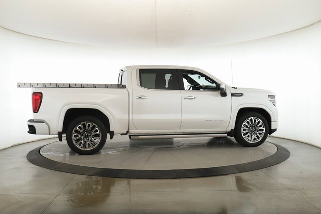 Used 2025 GMC Sierra 1500 Denali Ultimate image 6