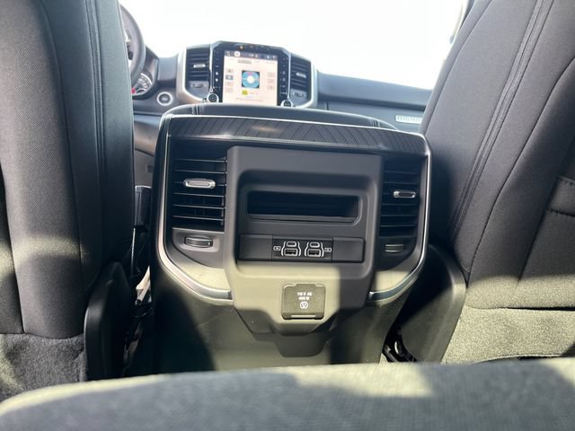 New 2026 RAM 1500 Big Horn AWD/4WD image 33