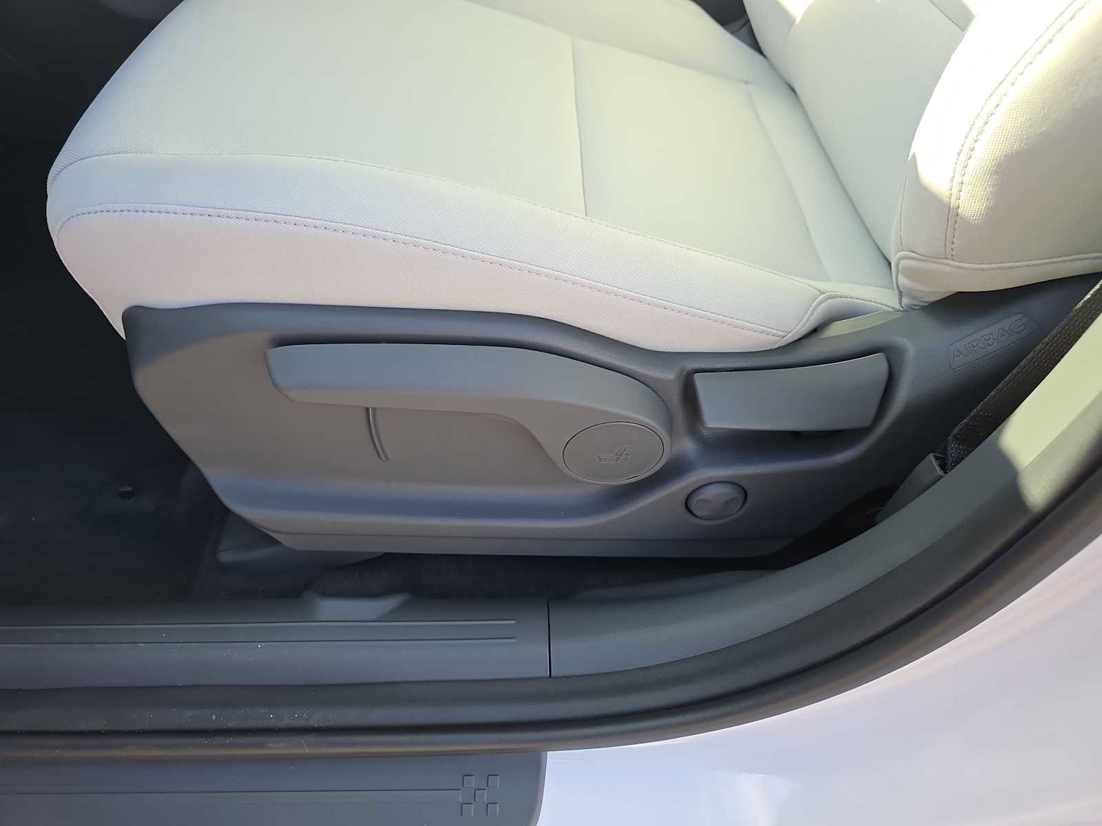 New 2026 Hyundai Santa Fe SE FWD image 10