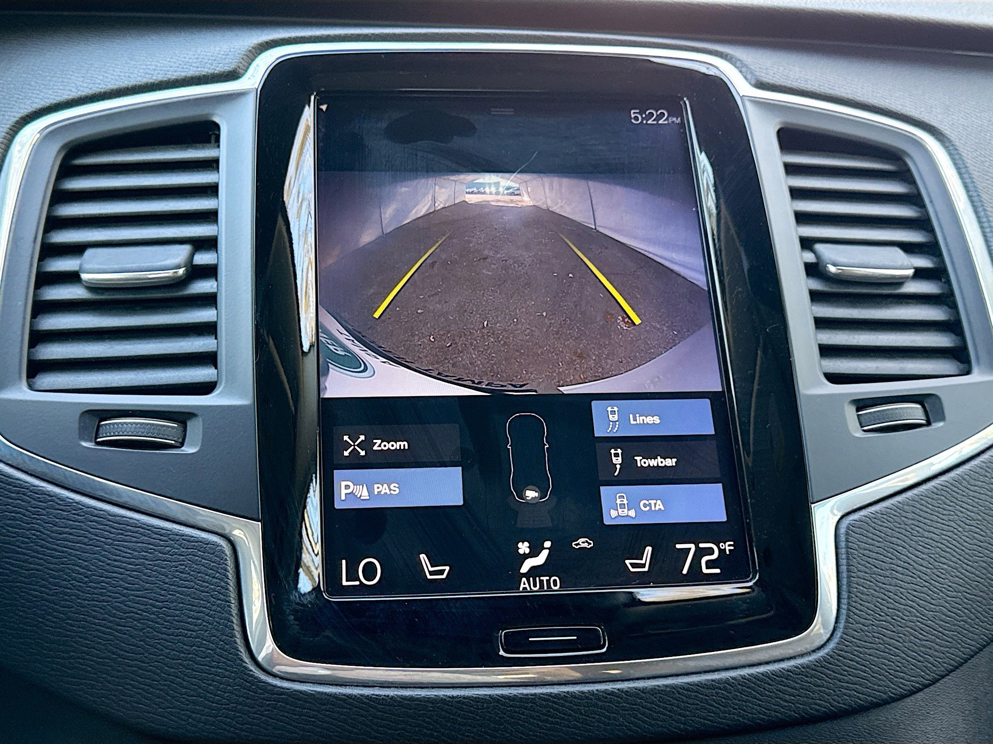 Used 2019 Volvo XC90 T6 Momentum w/ Protection Package Premier image 33