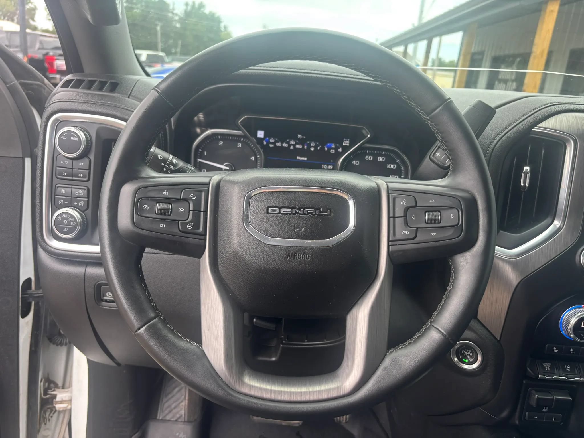 Used 2020 GMC Sierra 2500 Denali w/ Denali Ultimate Package AWD/4WD image 23