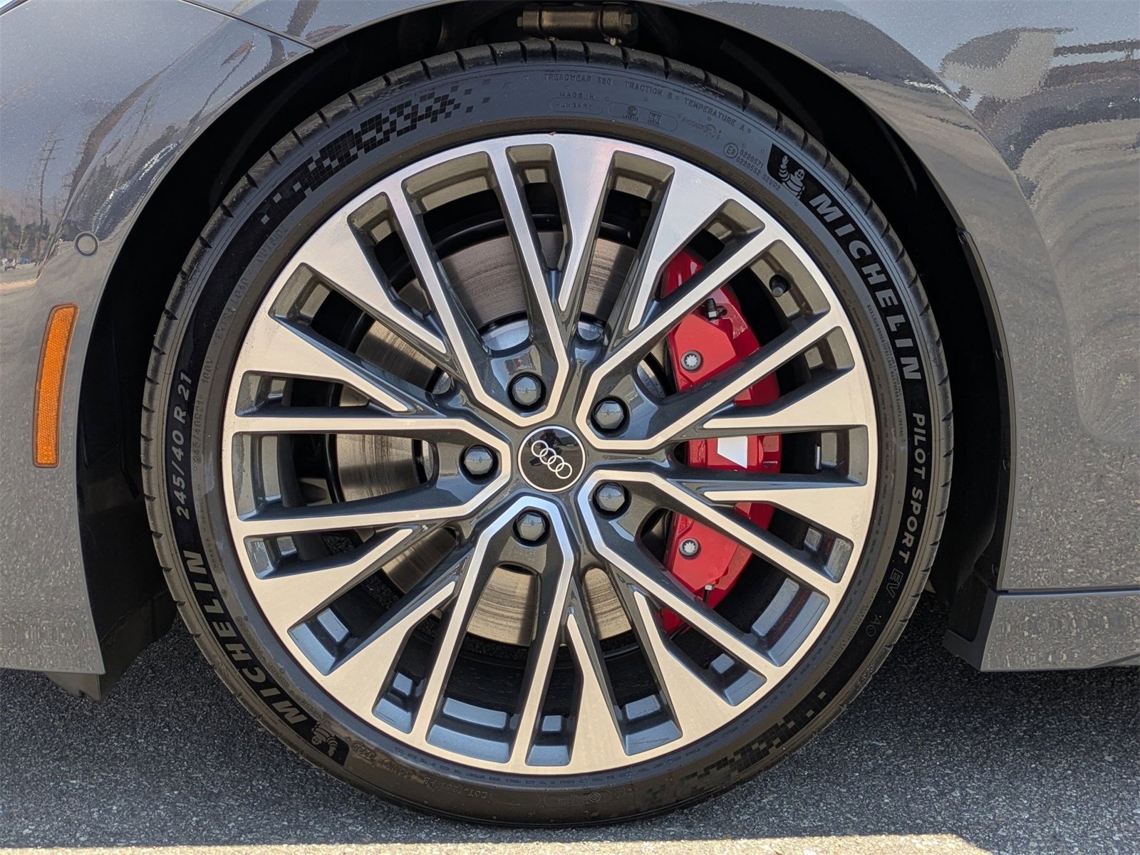 New 2025 Audi S6 e-tron Premium Plus image 13
