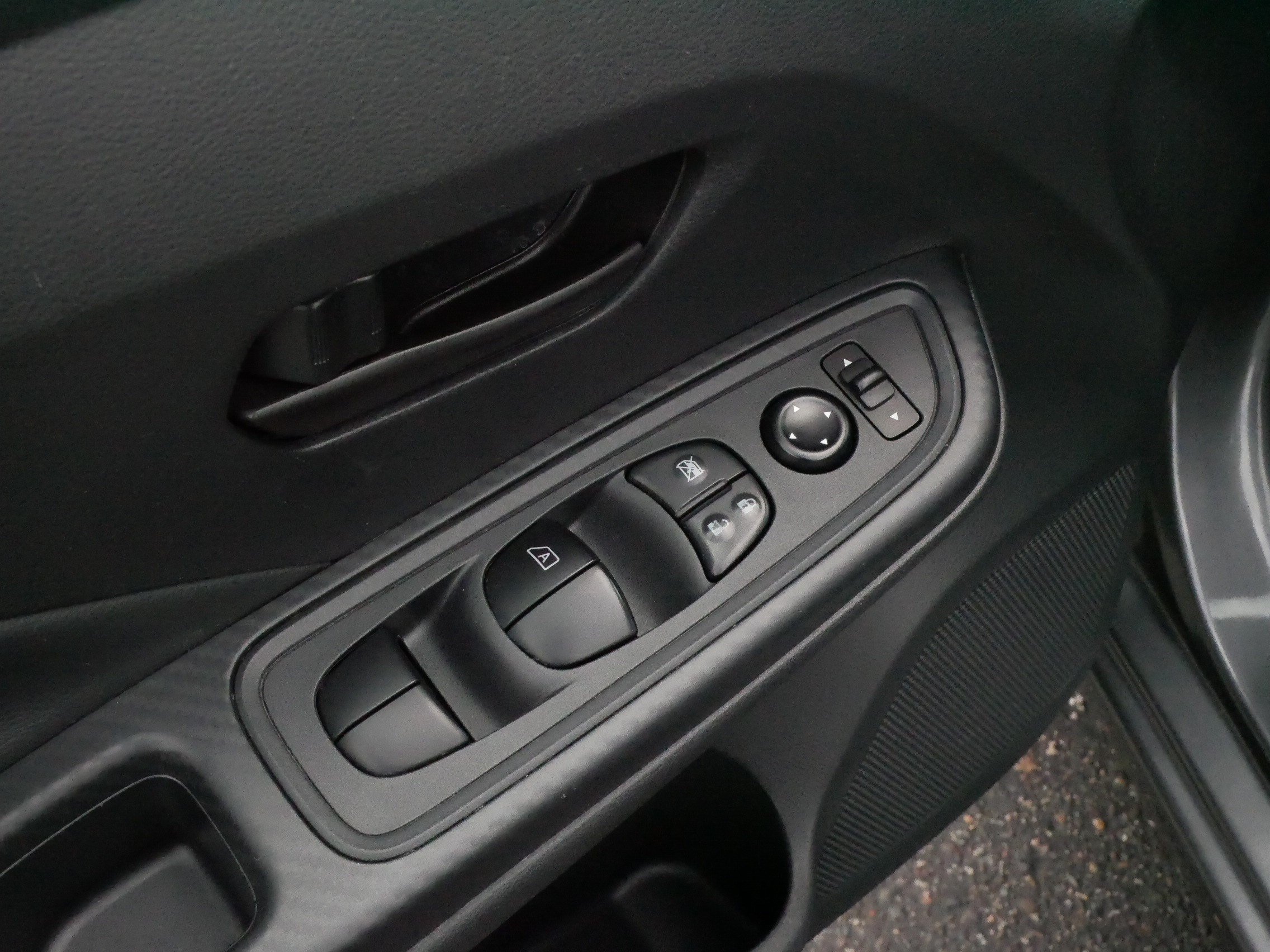 Used 2024 Nissan Versa S w/ Trunk Package FWD image 19