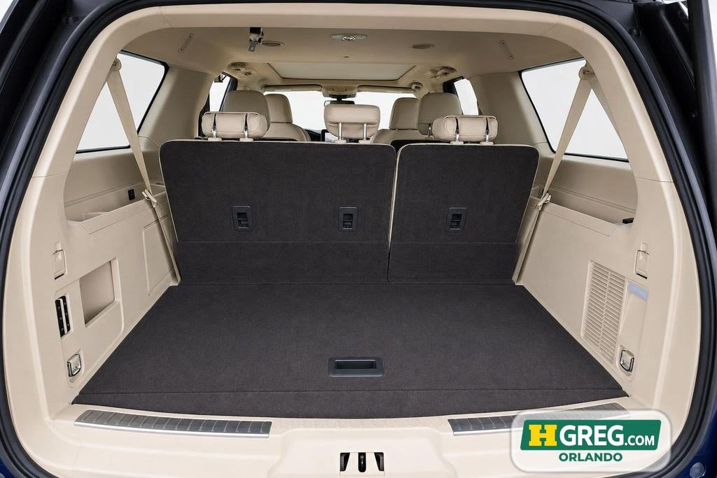 Used 2020 Lincoln Navigator L Reserve RWD image 19