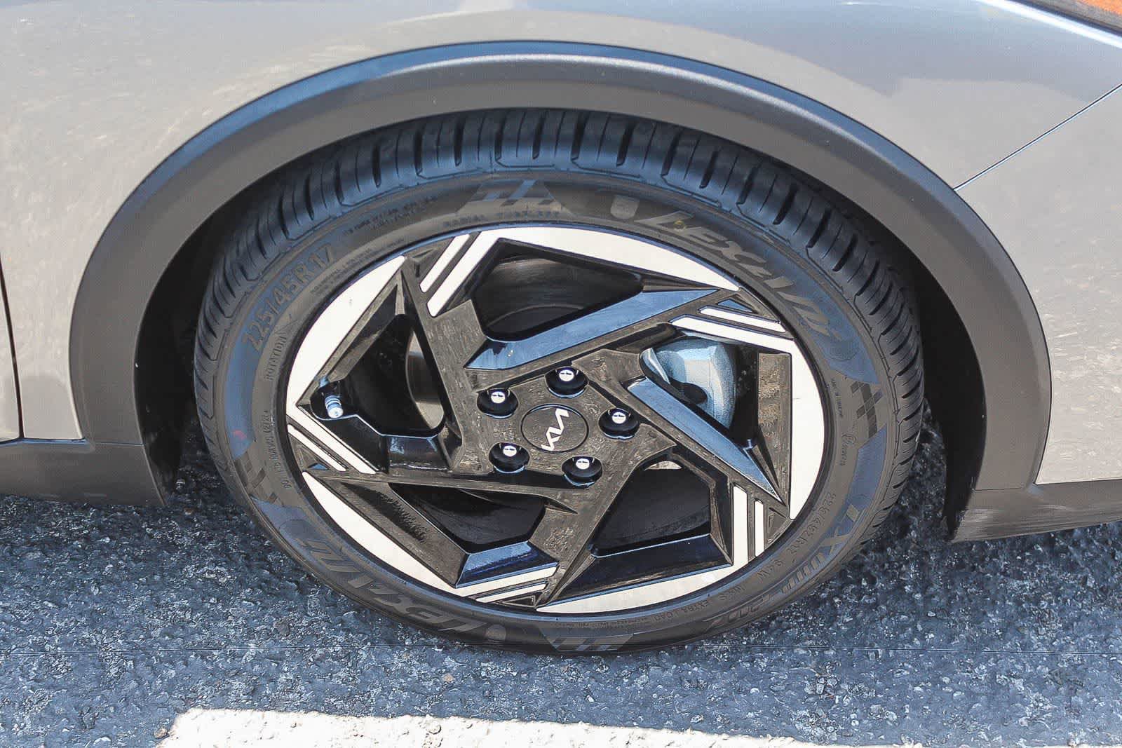 Used 2025 Kia K4 EX FWD image 13
